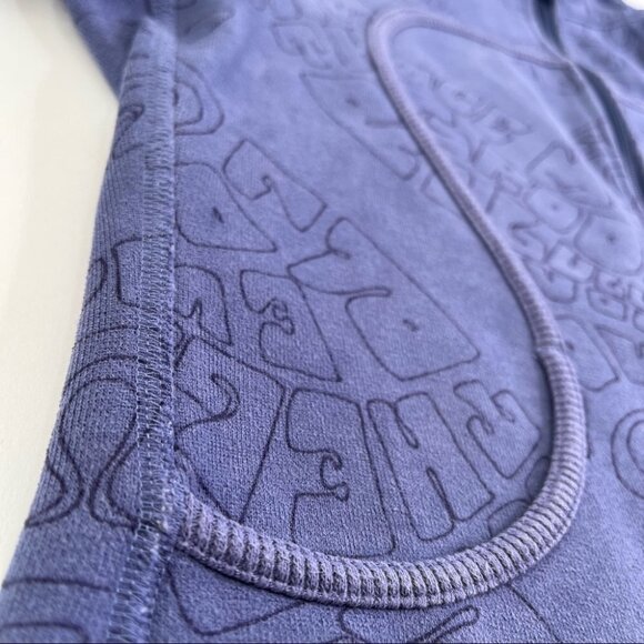 RARE Lululemon Purple Blue Peace Move Graffiti Zipup Limited Ed. Scuba Hoodie - Picture 9 of 16